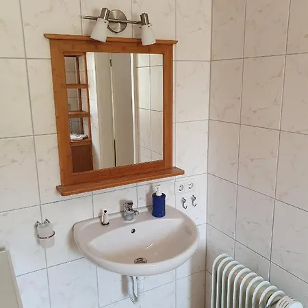 Haus Marianne 公寓 *